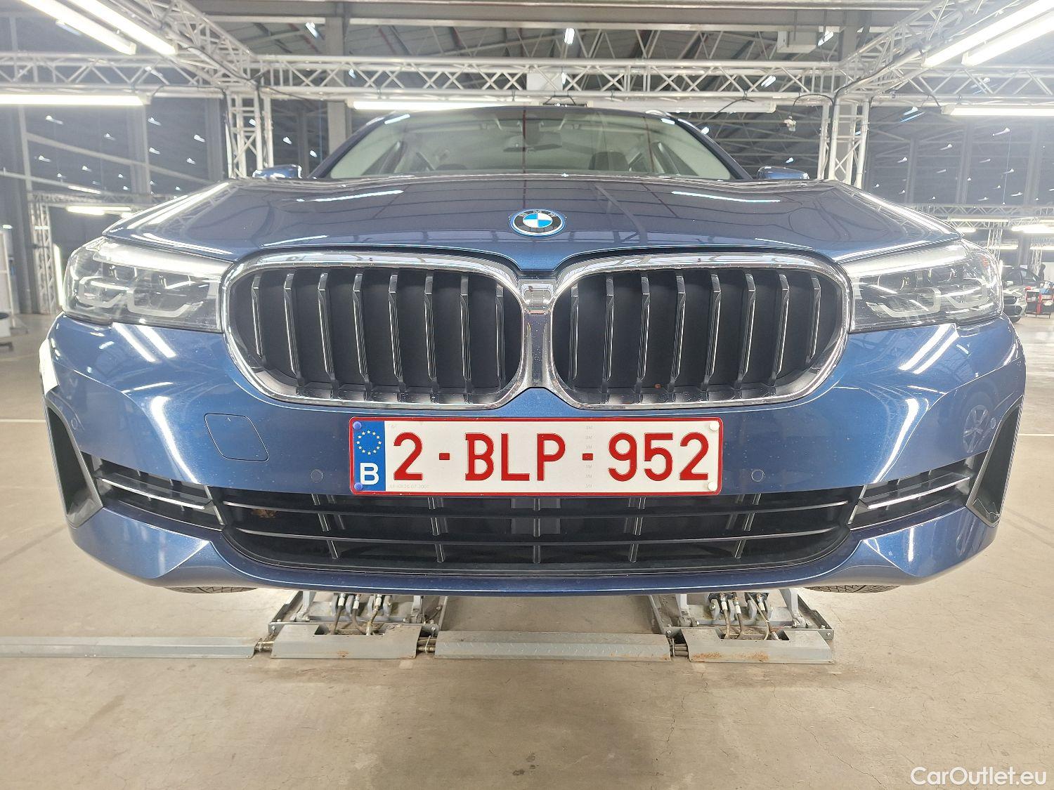  Bmw  Serie 5 BMW, 5-ser To FL'20 PHEV, BMW 5 Reeks Touring 520e 150kW 5d #32