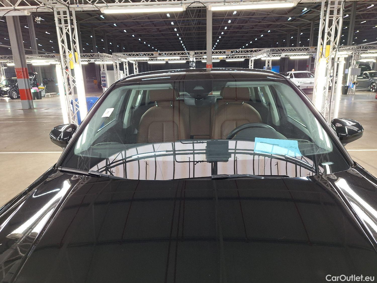  Audi  Q3 Audi,  SB '19, Audi  Sportback 35 TDI S tronic Bus. Ed. Attract #1