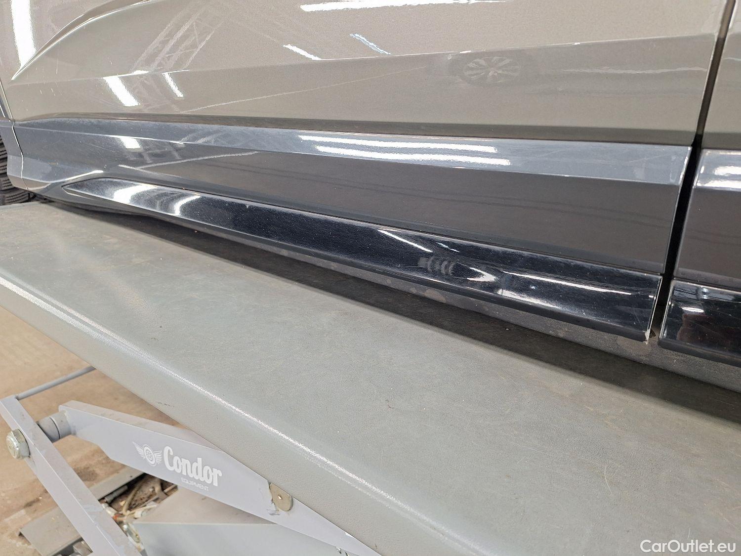  Audi  Q3 Audi,  SB '19, Audi  Sportback 35 TDI S tronic S Line Business  #22