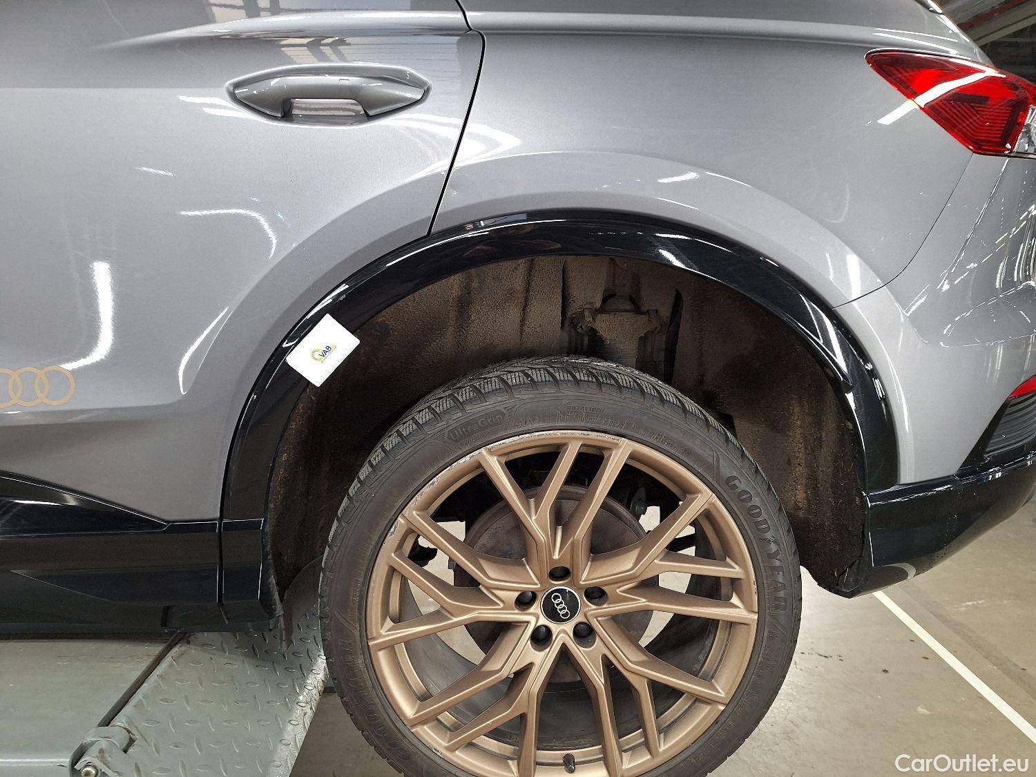  Audi  Q4 E-Tron Audi,  '21 BEV, Audi  40 e-tron Edition One Grey 5d #25