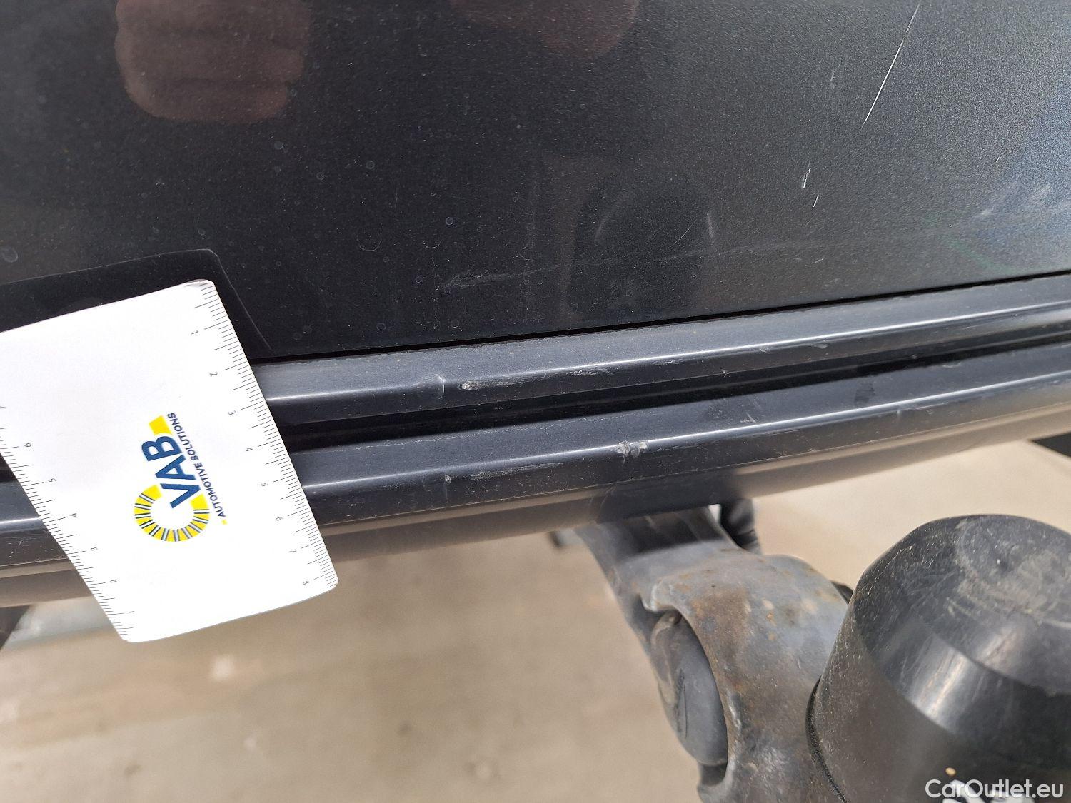  Audi  Q3 Audi,  '18, Audi  35 TDI S tronic S line Business Edition 5d #8