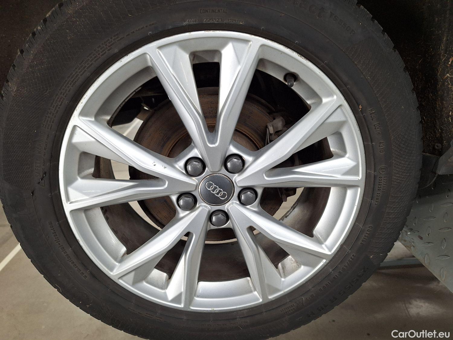  Audi  Q3 Audi,  '18, Audi  35 TDI S tronic S line Business Edition 5d #5