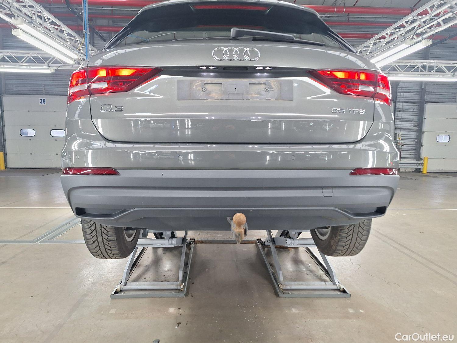  Audi  Q3 Audi,  '18, Audi  35 TFSI 5d #26