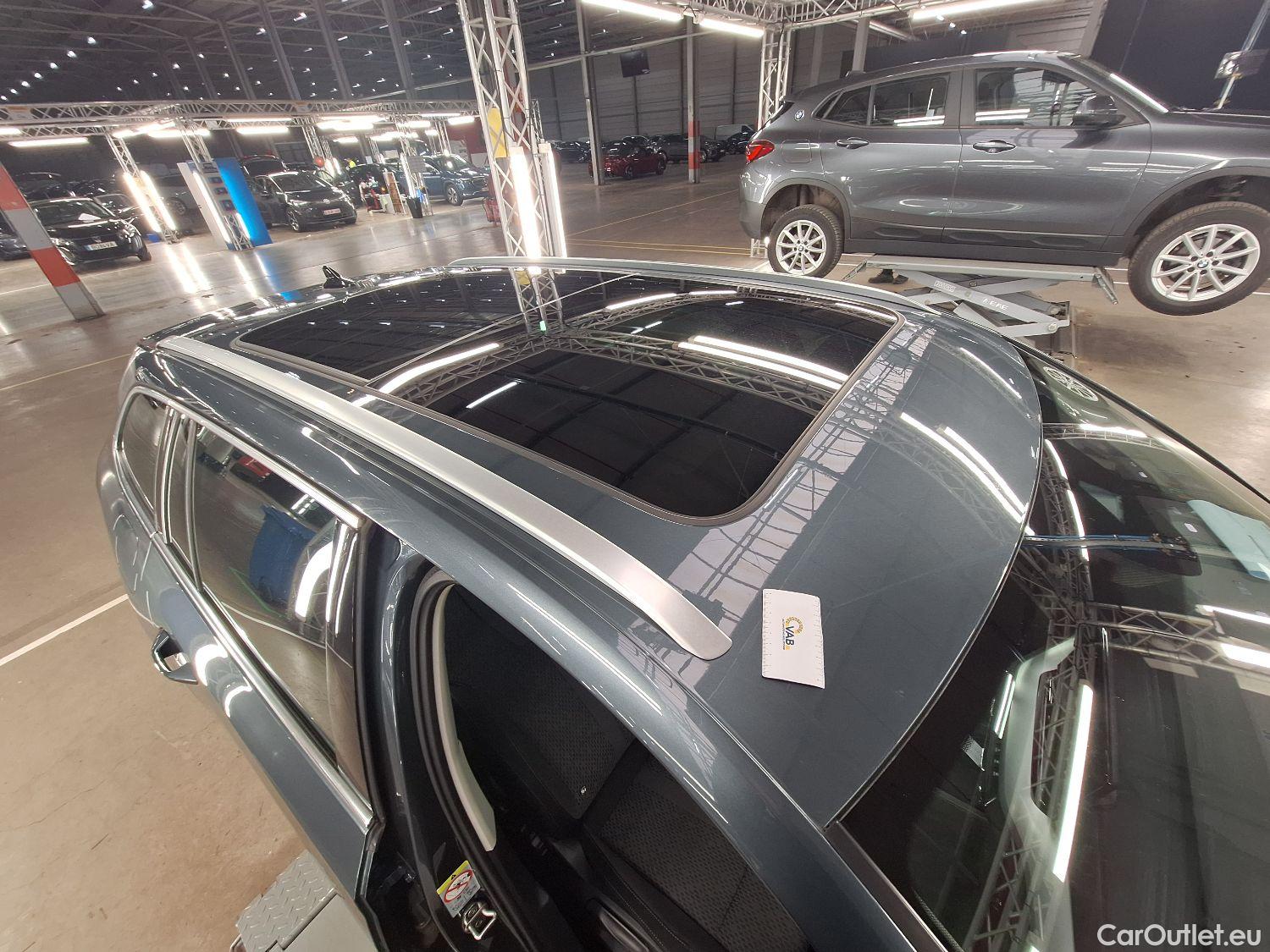  Skoda  Octavia Skoda,  Combi '20, Skoda  Combi 2.0 CRTDI 85kW Style 5d #23