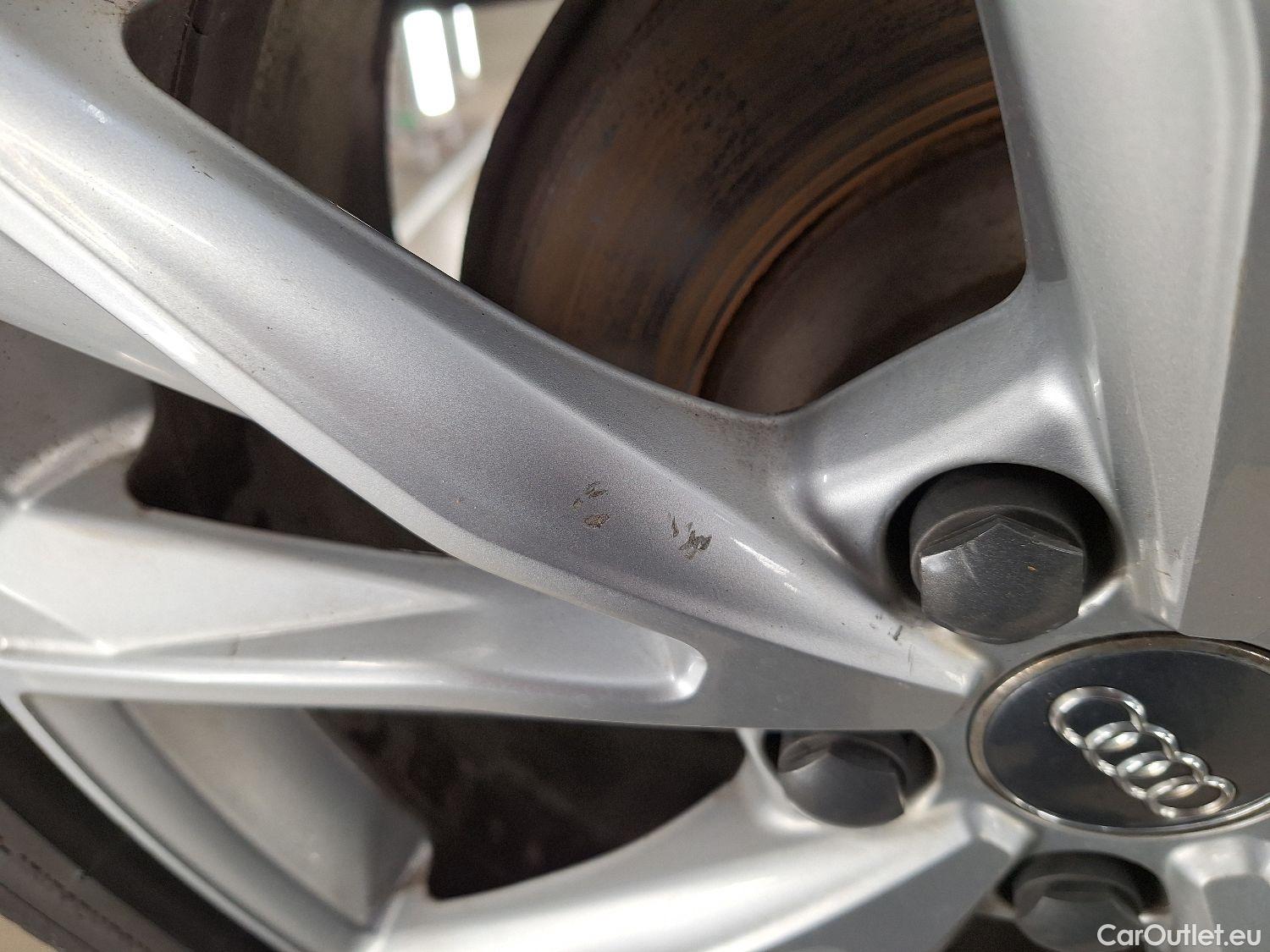  Audi  Q3 Audi,  '18, Audi  35 TDI S tronic S line Business Edition 5d #6