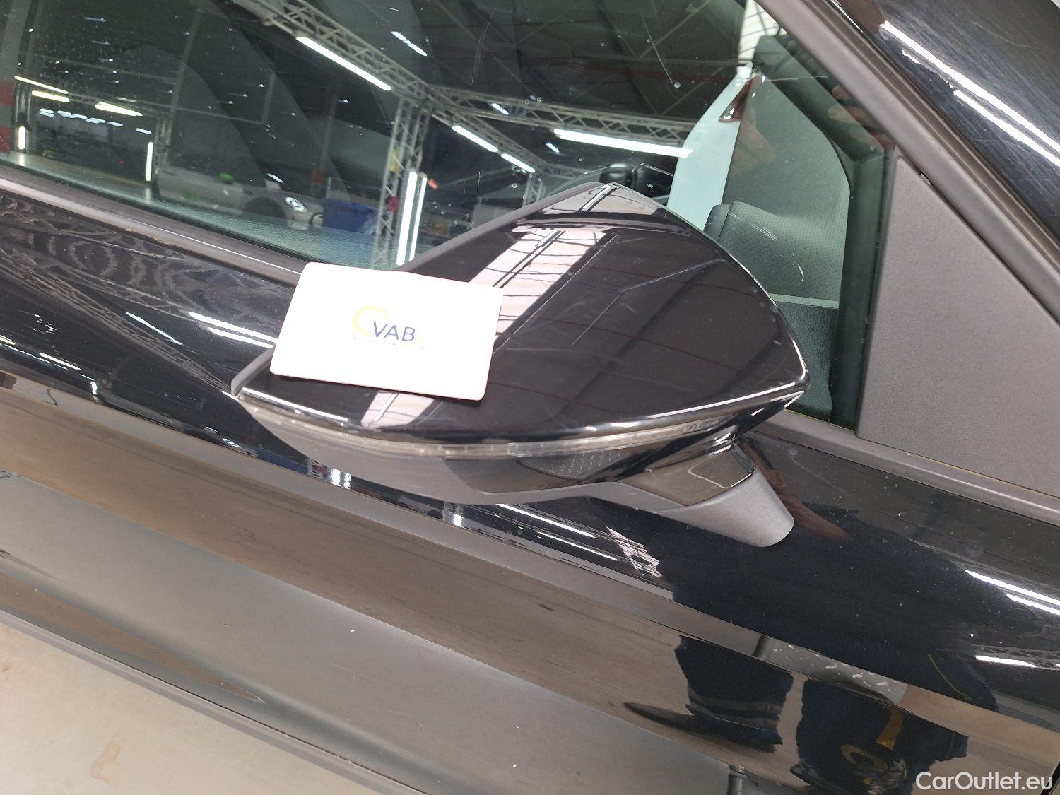  Seat  Arona Seat,  FL'21, SEAT  1.0 TSI 81kW DSG Move 5d #1