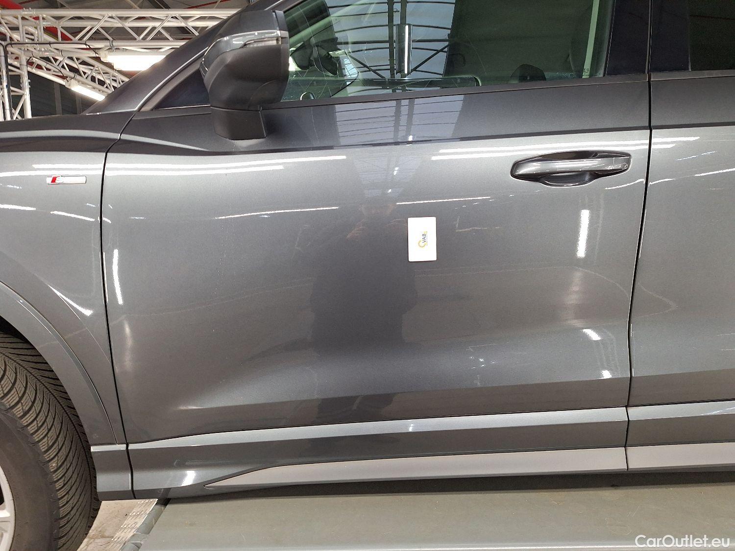  Audi  Q3 Audi,  '18, Audi  35 TDI S tronic S line Business Edition 5d #35