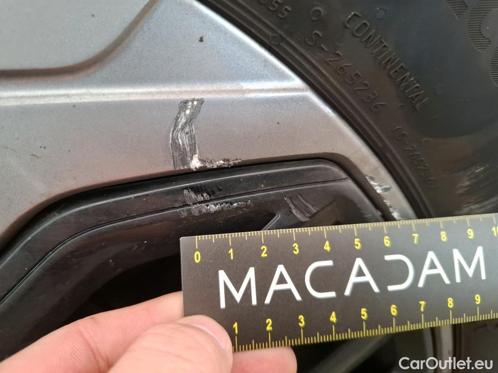  Citroen  C4  Berline Feel Pack 1.2 PureTech 130CV BVA8 6E #36