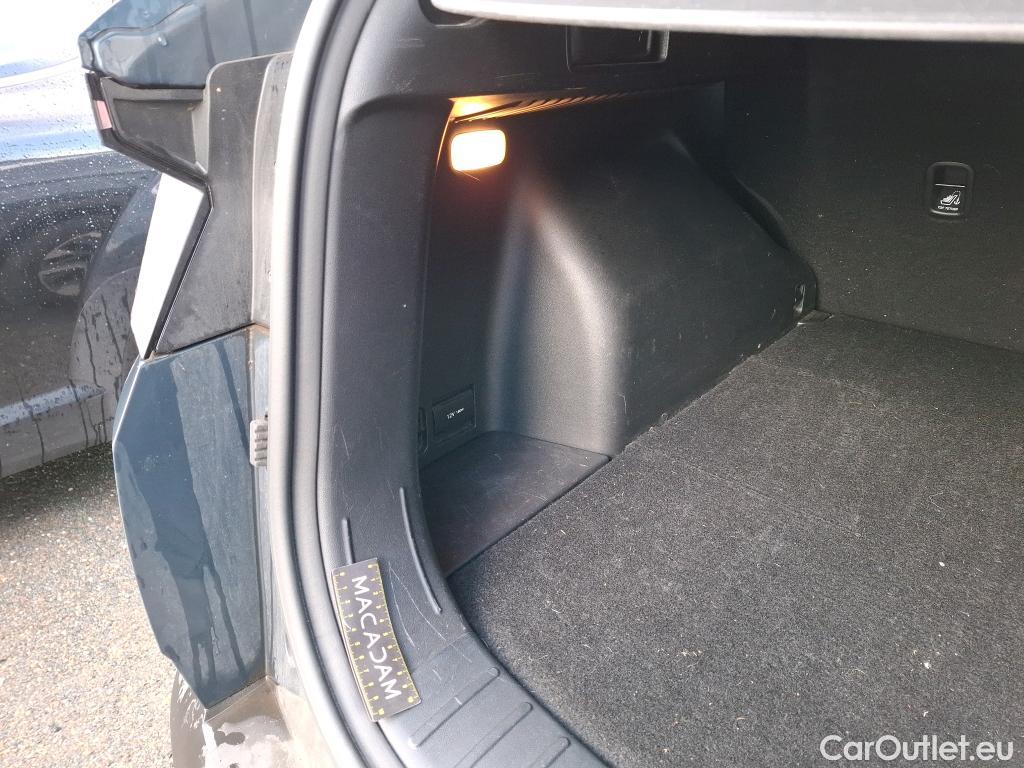  Hyundai  Tucson HYUNDAI  / 2020 / 5P / SUV 1.6 T-GDI 150 DCT-7 HYBRID 48V CREATIVE #3