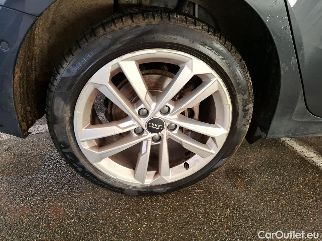  Audi  A3 AUDI  Sportback / 2020 / 5P / Berline 40 TFSI e 204 S Tronic Business Line #28
