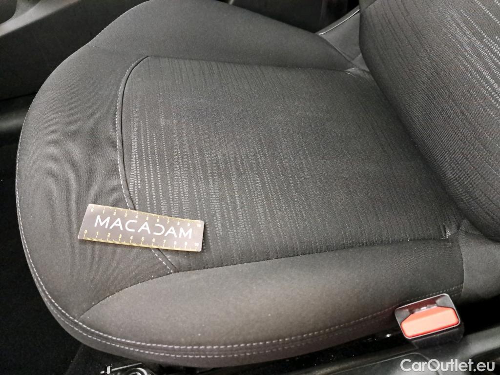  Peugeot  208  Affaire VU 5p Berline BlueHDi 100 PREMIUM #18