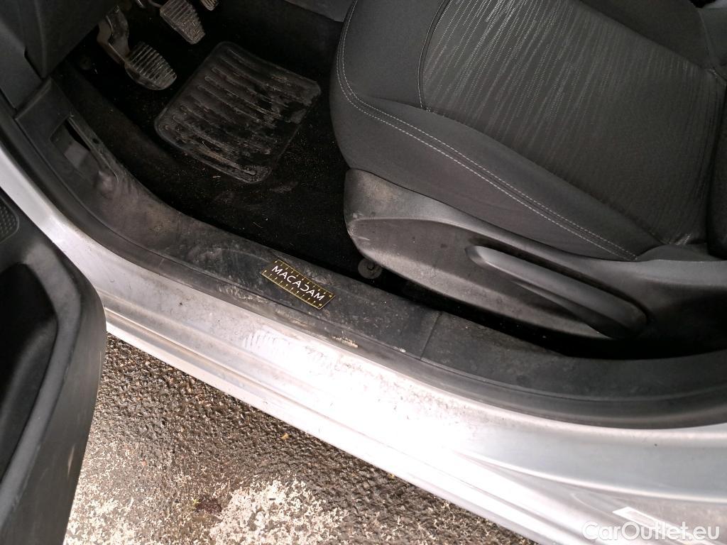  Peugeot  208  Affaire VU 5p Berline BlueHDi 100 PREMIUM #5