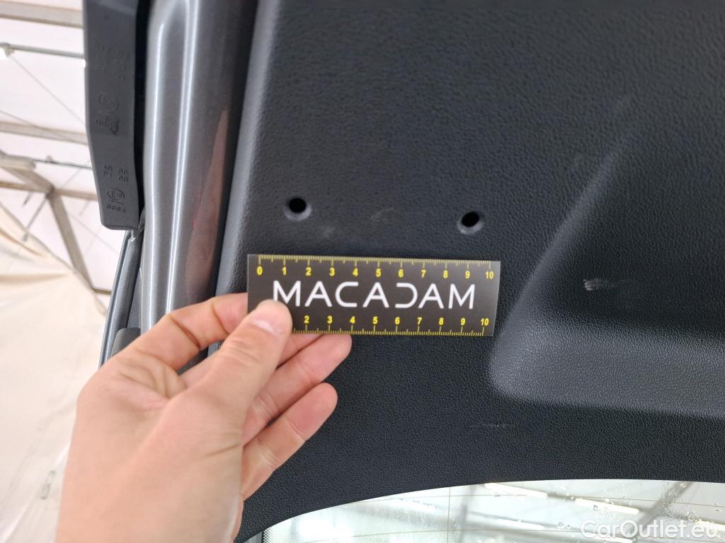  Skoda  Fabia SKODA  / 2021 / 5P / Berline 1.0 TSI 110 DSG7 Ambition #19