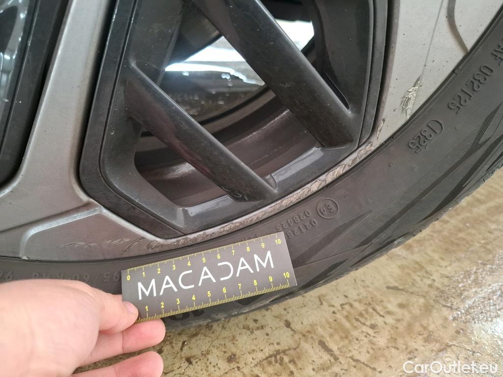  Citroen  C4  Berline Feel Pack 1.2 PureTech 130CV BVA8 6E #40