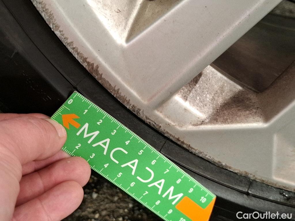  Audi  A3 AUDI  Sportback / 2020 / 5P / Berline 40 TFSI e 204 S Tronic Business Line #6