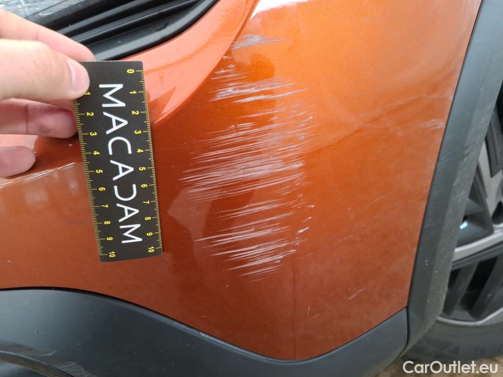  Citroen  C4  Berline Feel Pack 1.2 PureTech 130CV BVA8 6E #26