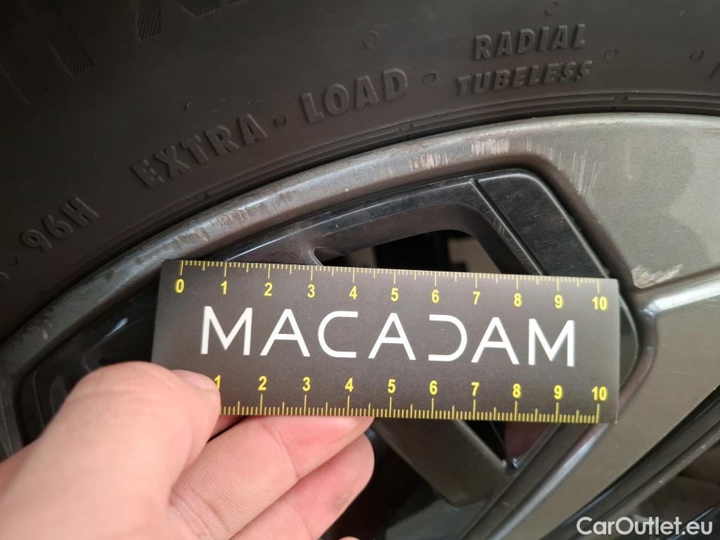  Citroen  C4  Berline Feel Pack 1.2 PureTech 130CV BVA8 6E #45