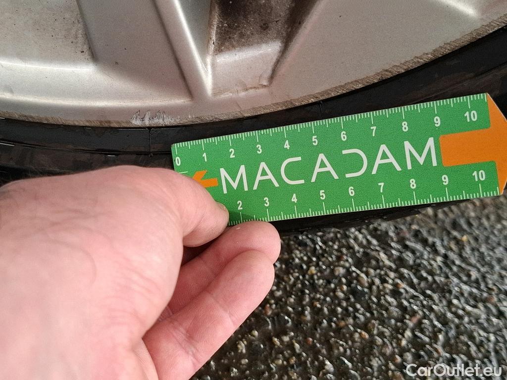  Audi  A3 AUDI  Sportback / 2020 / 5P / Berline 40 TFSI e 204 S Tronic Business Line #5