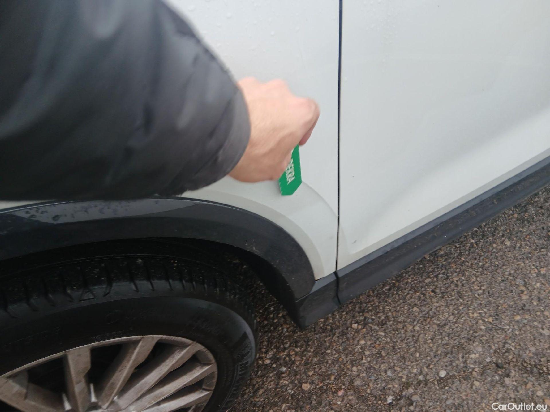  Audi  Q2 AUDI  / 2016 / 5P / todoterreno Design 30 TFSI 85kW (116CV) #6