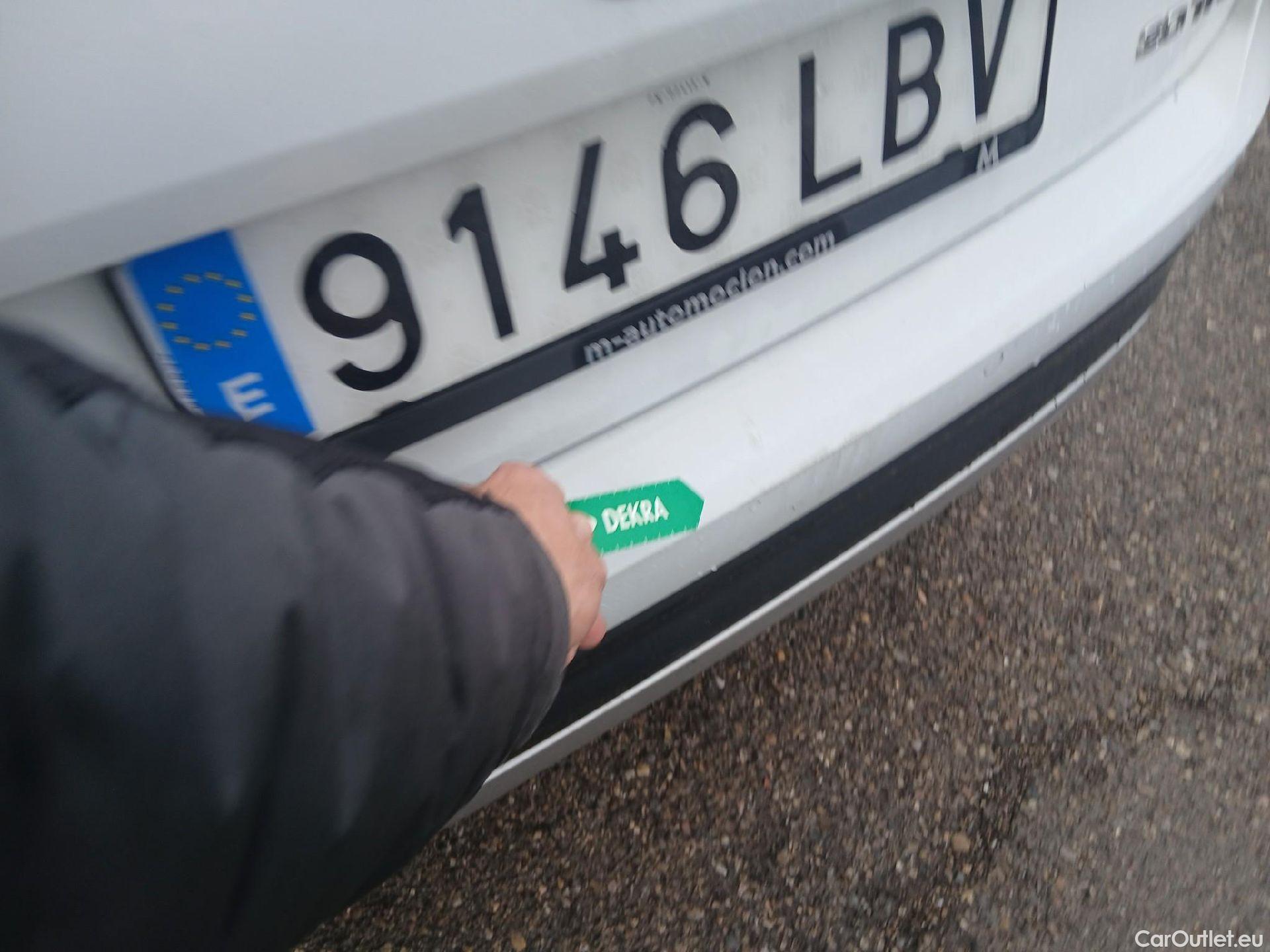  Audi  Q2 AUDI  / 2016 / 5P / todoterreno Design 30 TFSI 85kW (116CV) #13