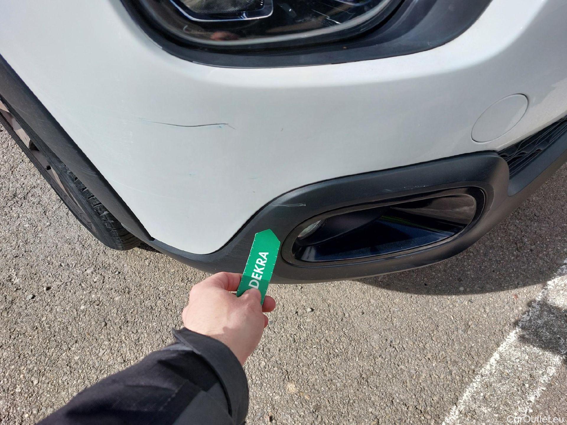  Citroen  C3 CITROEN  / 2020 / 5P / berlina con portón PureTech 60kW (83CV) Feel Pack (CX) #4