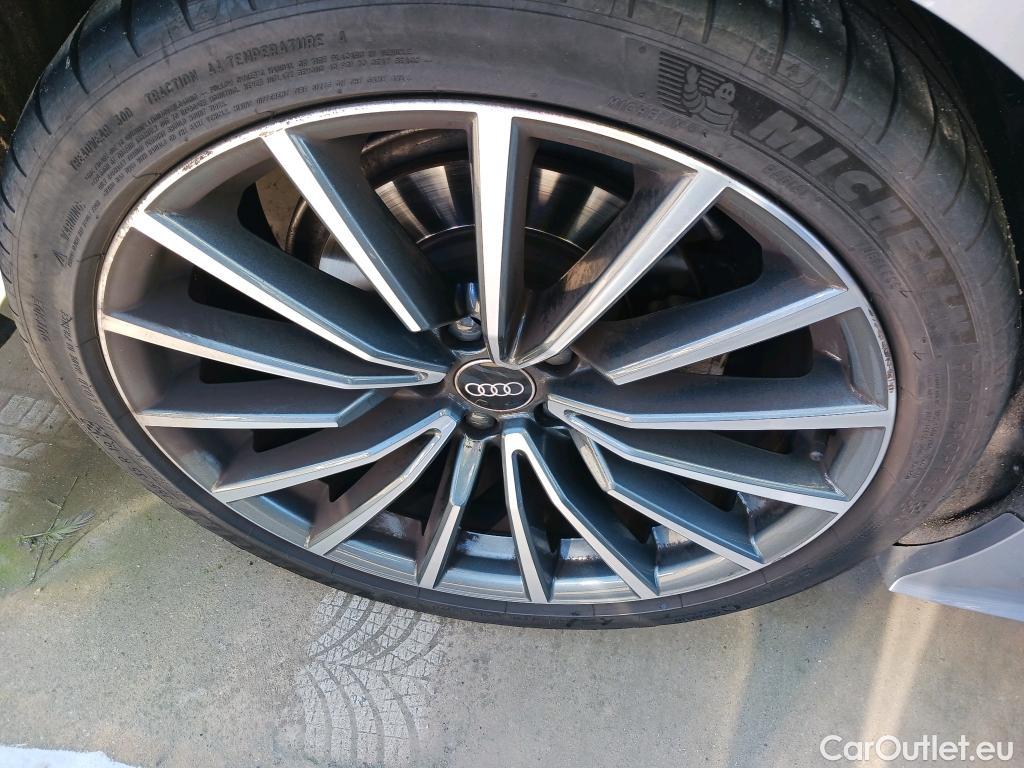  Audi  A5 Sportback AUDI A5 / 2019 / 5P / berlina con portón 35 TFSI S tronic Sportback #3