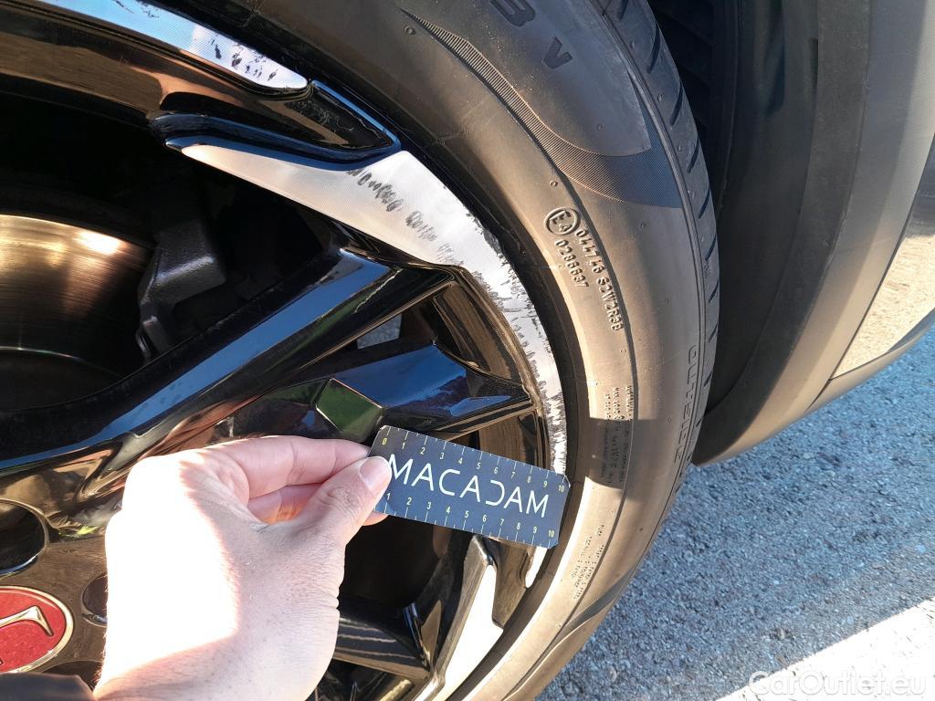  DS  DS7 DS DS 7 Crossback / 2017 / 5P / todoterreno BlueHDi DE 96kW (130CV) AT. PERF.LINE #6