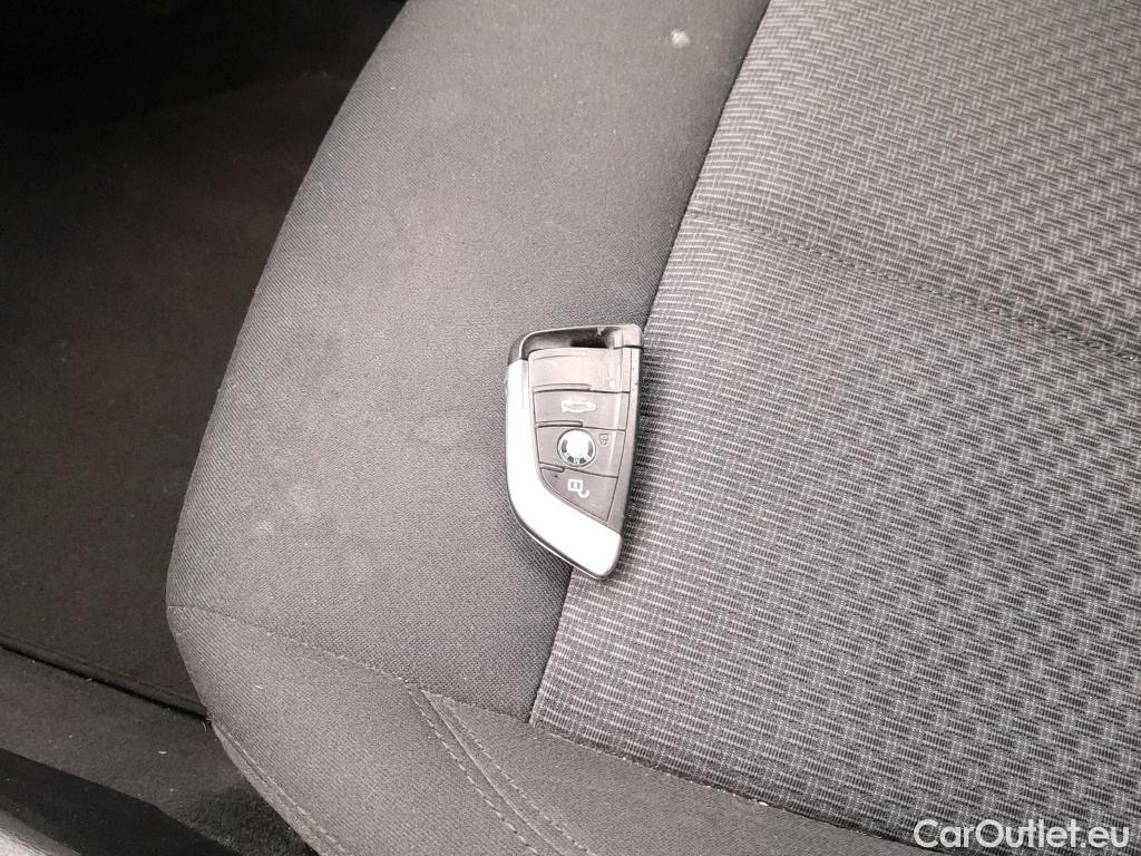  Bmw  X1 BMW  / 2019 / 5P / todoterreno sDrive18dA Corporate #1