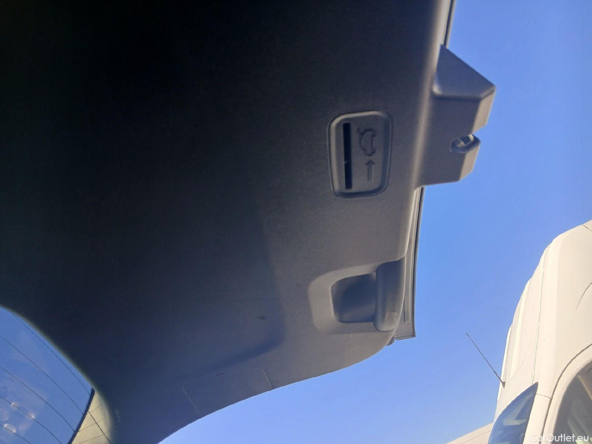  Hyundai  Tucson HYUNDAI  / 2020 / 5P / todoterreno 1.6 TGDI 169kW HEV Tecno Auto 2C #3