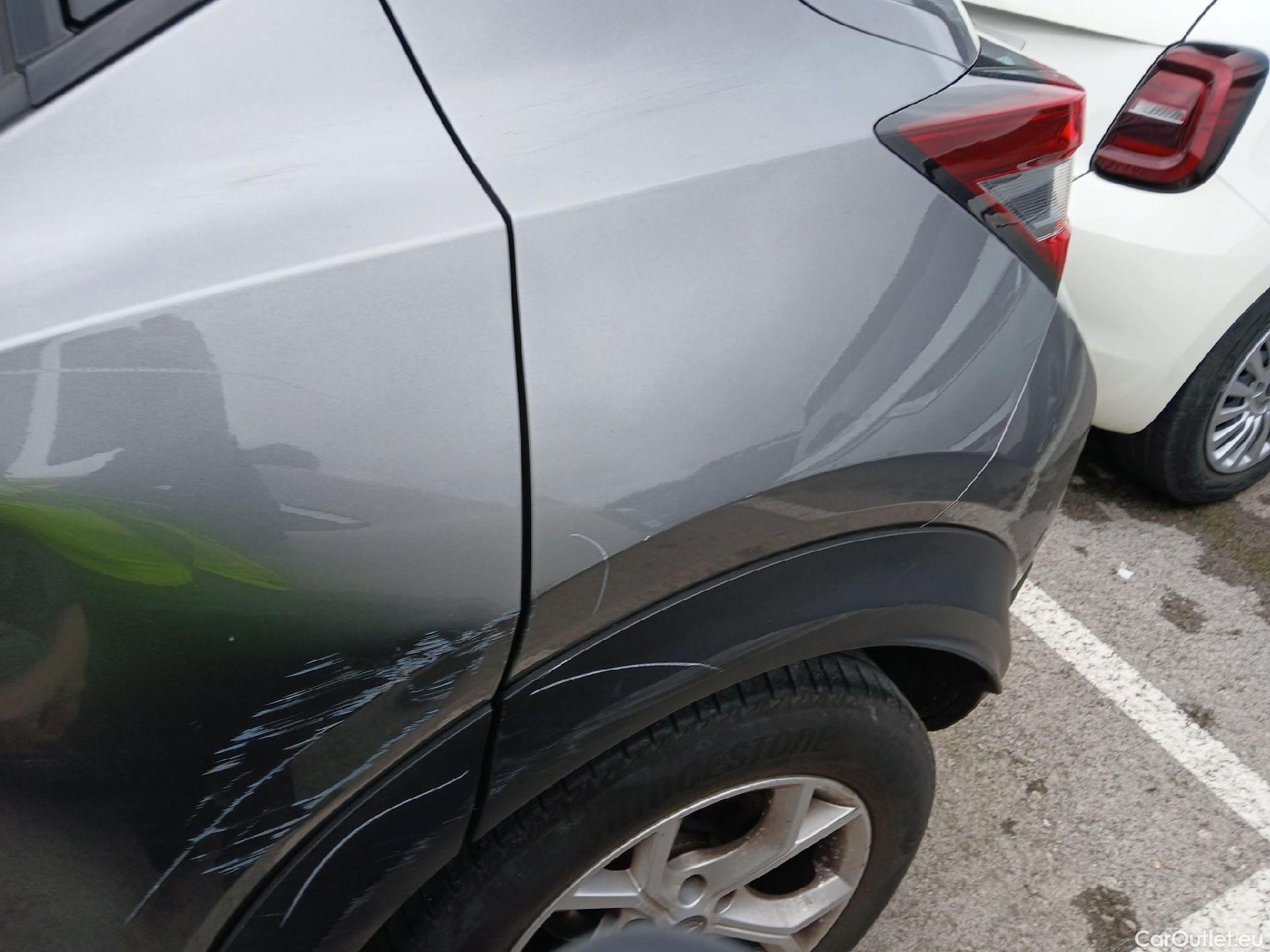  Nissan  Juke NISSAN  / 2019 / 5P / crossover DIG-T 84 kW (114 CV) DCT 7 V N-Connecta (AC2) #17