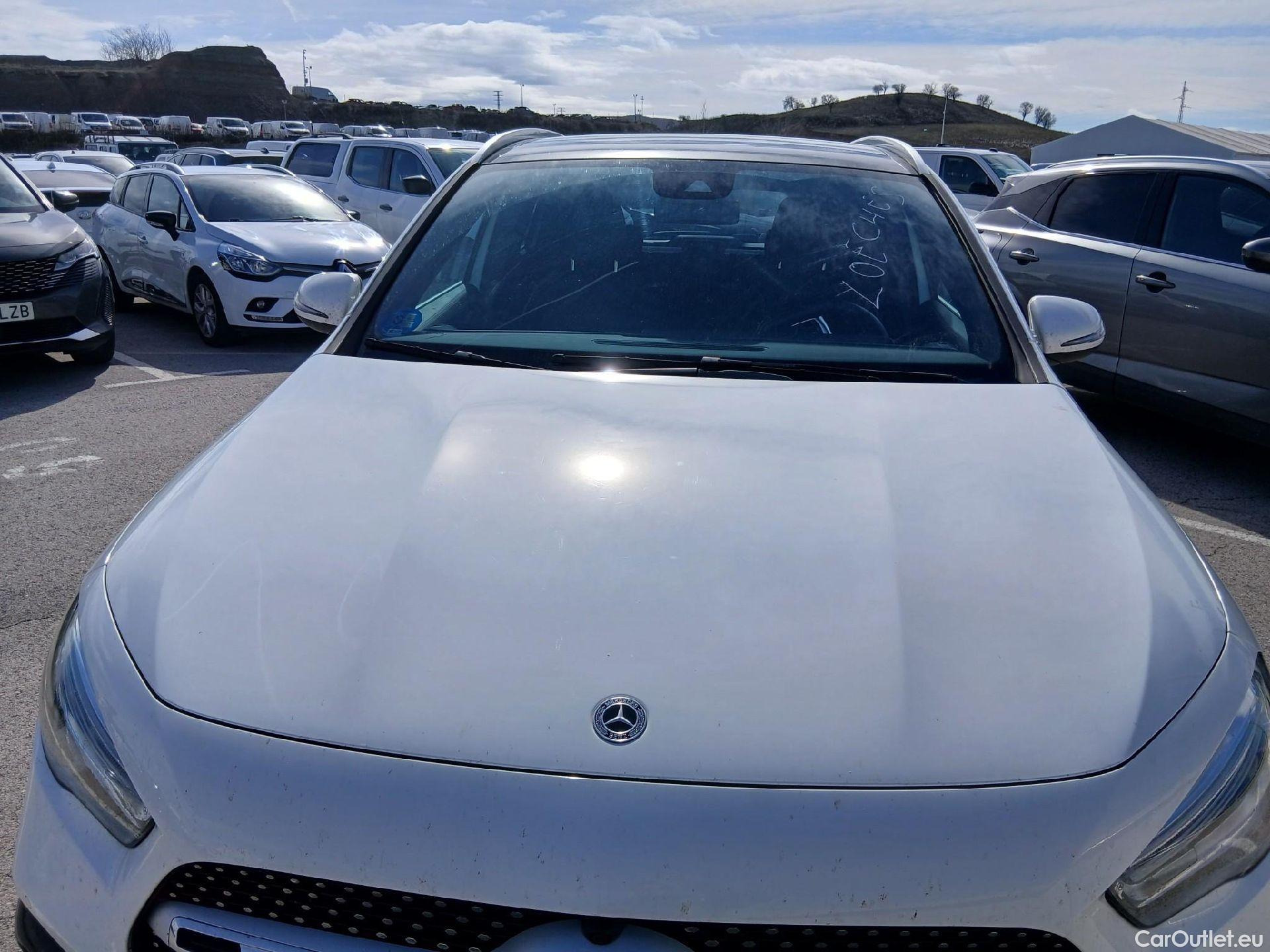  Mercedes  GLA Clase   250 e (247.786)AMG 1.3 AMG Line 220CV AT8 E6d #2