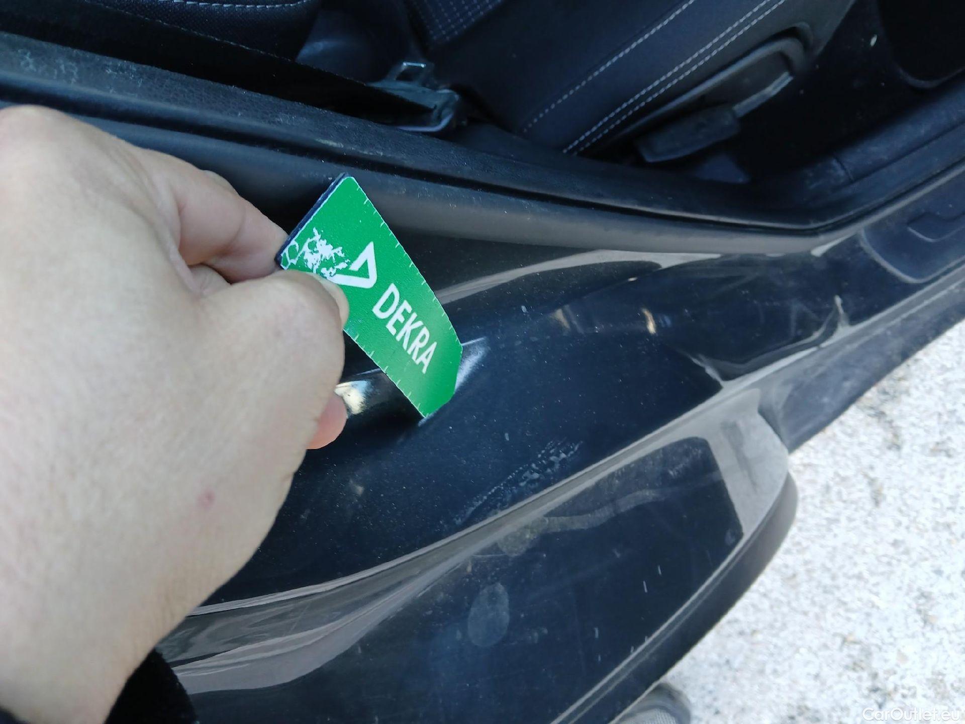  KIA  Sportage KIA  1.6MHEV Drive 100kW(136CV) 4x2(Crist Tintados)(CX) #3