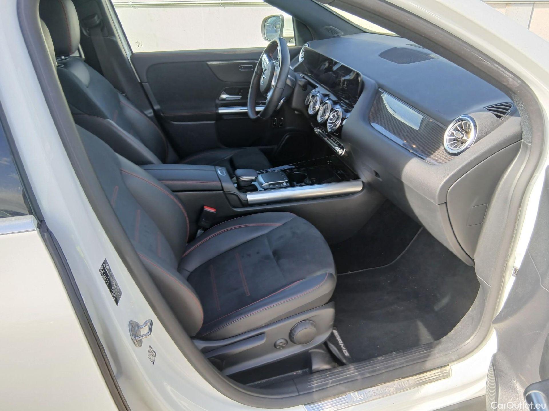  Mercedes  GLA Clase   250 e (247.786)AMG 1.3 AMG Line 220CV AT8 E6d #34