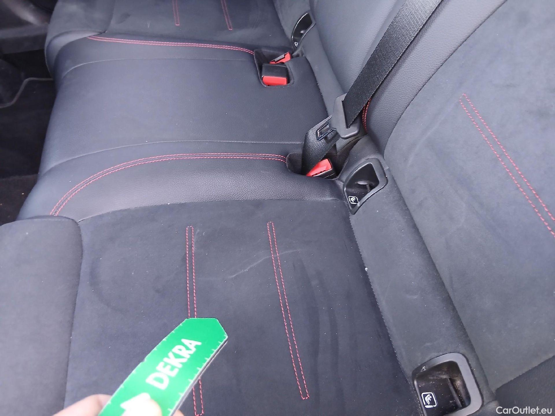  Mercedes  GLA Clase   250 e (247.786)AMG 1.3 AMG Line 220CV AT8 E6d #20