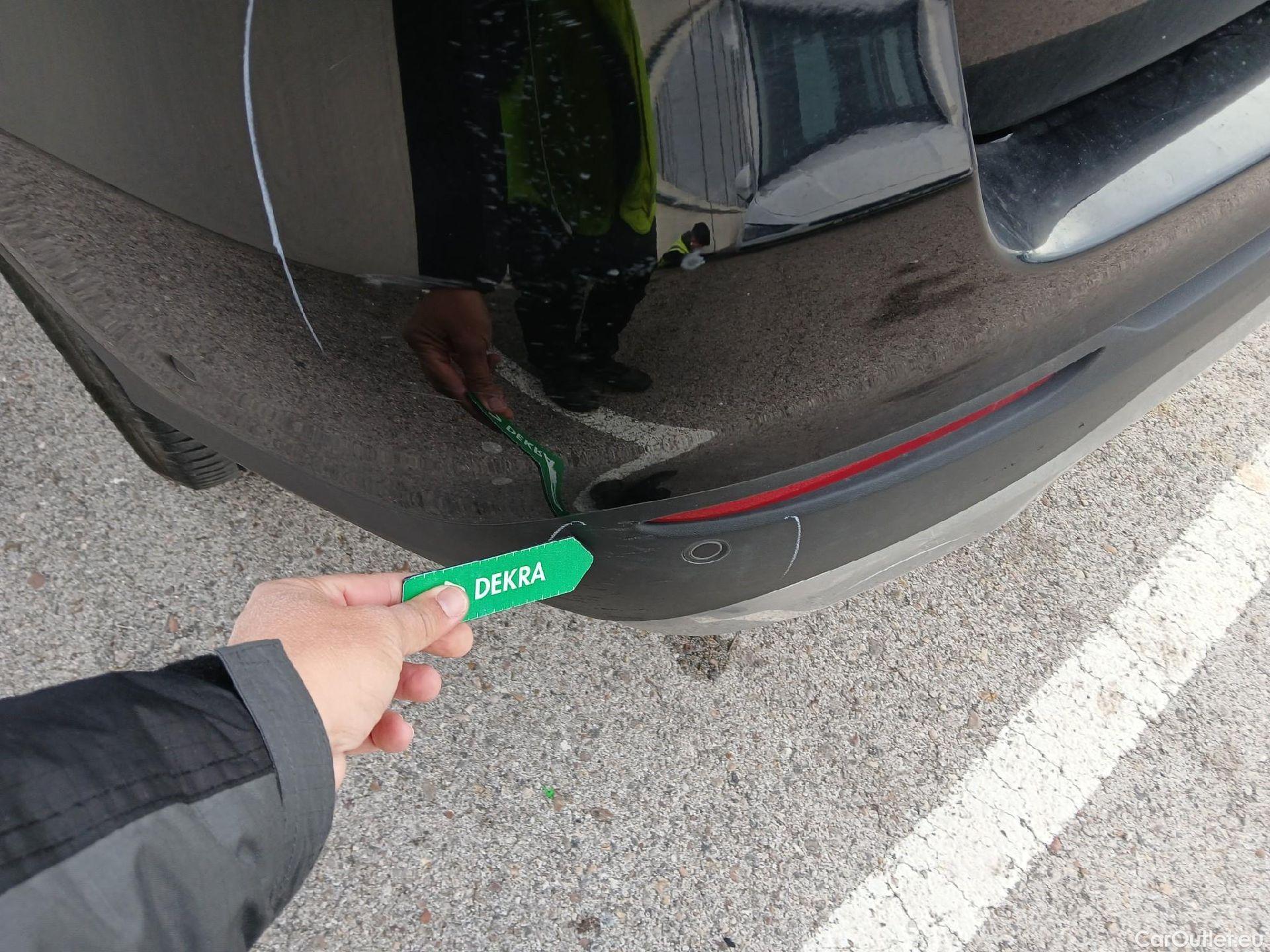  Mercedes  G-Klasee MERCEDES-BENZ Clase GLC / 2019 / 5P / todoterreno GLC 300 de 4MATIC #26