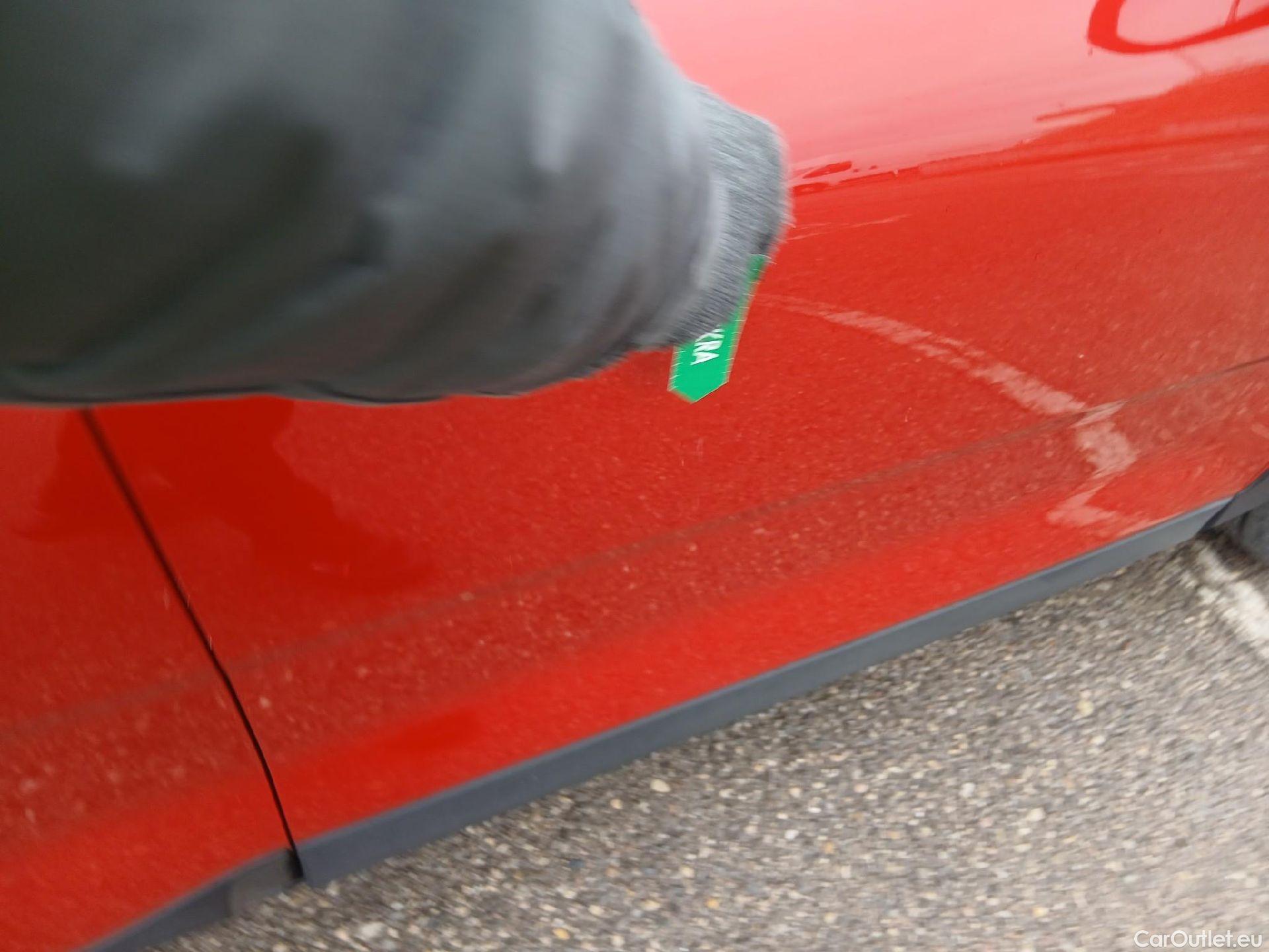  KIA  STONIC KIA  / 2017 / 5P / todoterreno 1.0 T-GDi 74kW (100CV) MHEV iMT Concept #24