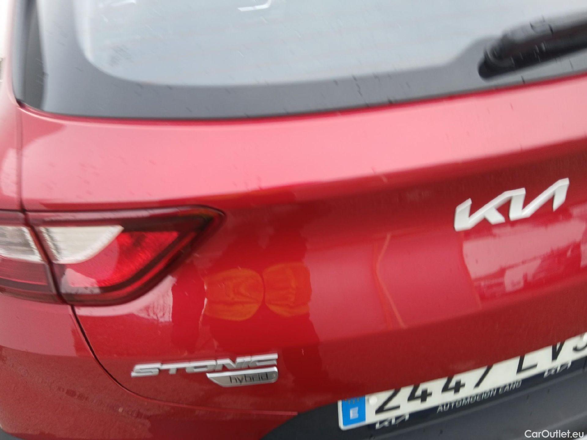  KIA  STONIC KIA  / 2017 / 5P / todoterreno 1.0 T-GDi 74kW (100CV) MHEV iMT Concept #20