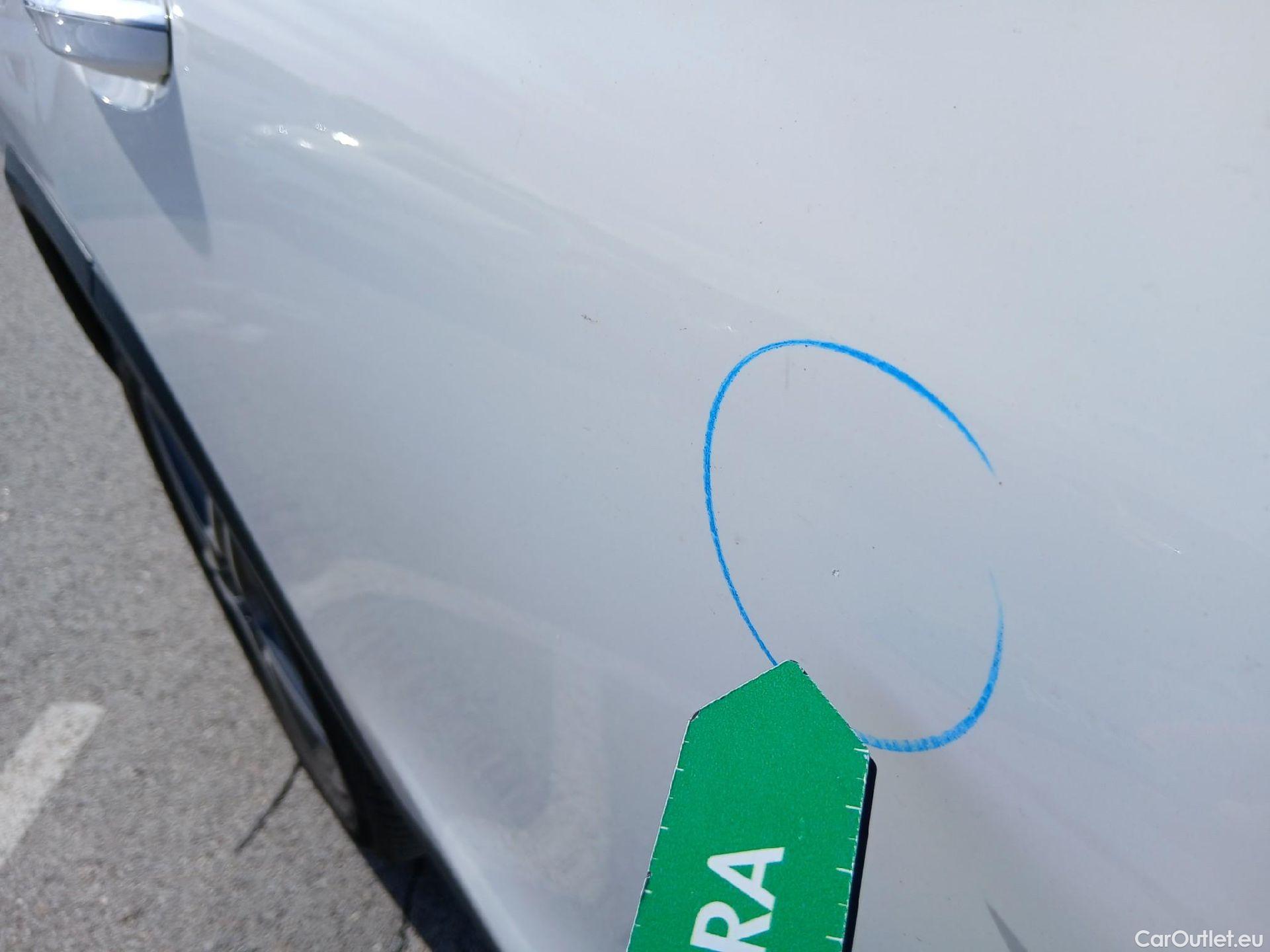  Mercedes  GLA Clase   250 e (247.786)AMG 1.3 AMG Line 220CV AT8 E6d #28