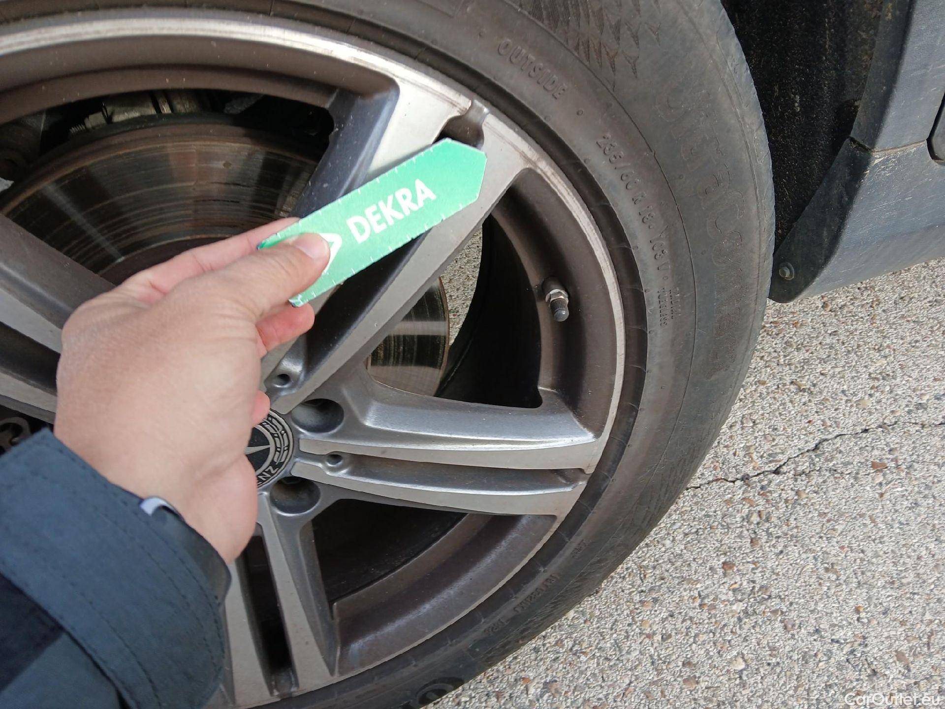  Mercedes  G-Klasee MERCEDES-BENZ Clase GLC / 2019 / 5P / todoterreno GLC 300 de 4MATIC #9