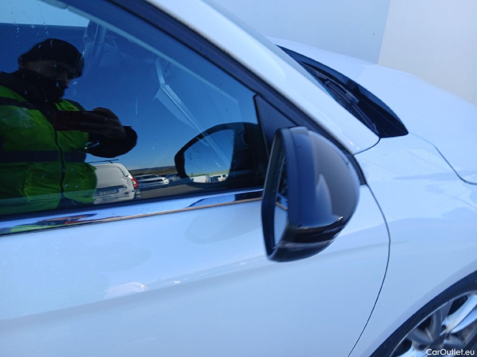  Opel  Corsa OPEL  1.2T XHL 74kW (100CV) Elegance #36