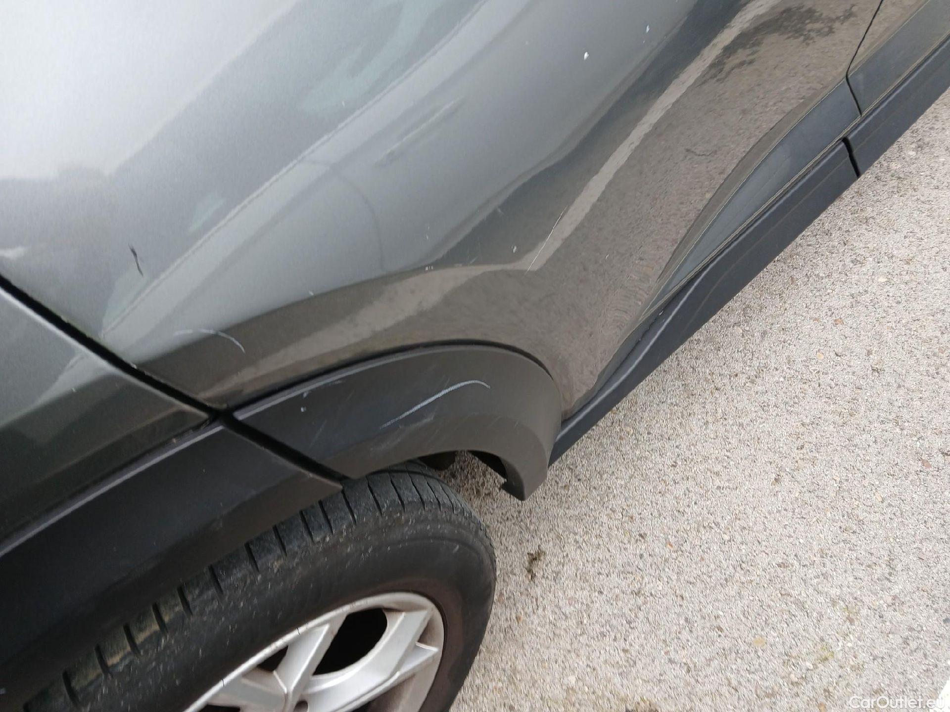  Nissan  Juke NISSAN  / 2019 / 5P / crossover DIG-T 84 kW (114 CV) DCT 7 V N-Connecta (AC2) #31