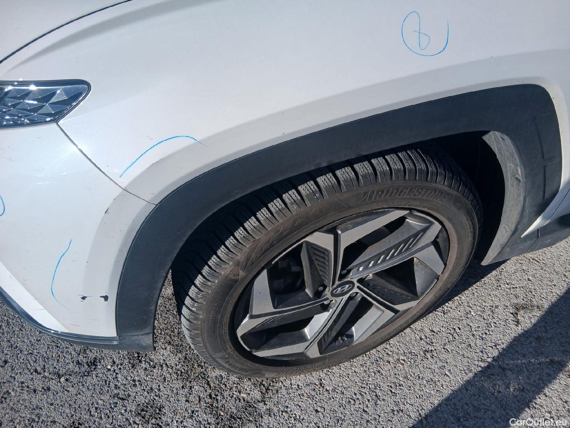  Hyundai  Tucson HYUNDAI  / 2020 / 5P / todoterreno 1.6 TGDI 169kW HEV Tecno Auto 2C #17