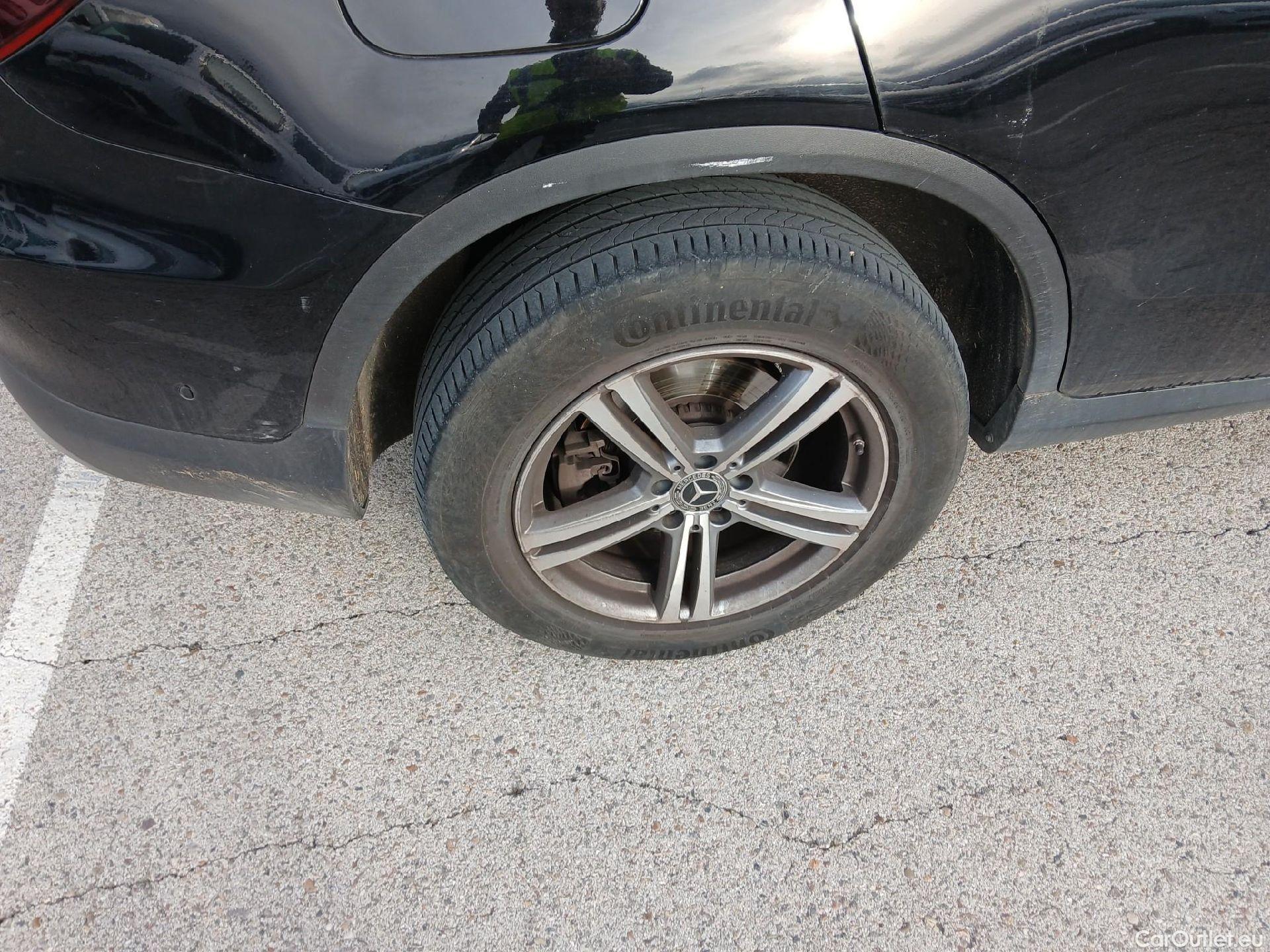  Mercedes  G-Klasee MERCEDES-BENZ Clase GLC / 2019 / 5P / todoterreno GLC 300 de 4MATIC #8