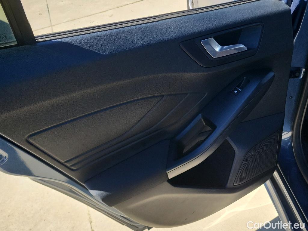  Ford  Focus FORD  / 2018 / 5P / familiar 1.5 Ecoboost 110kW ST-Line Auto SB #11