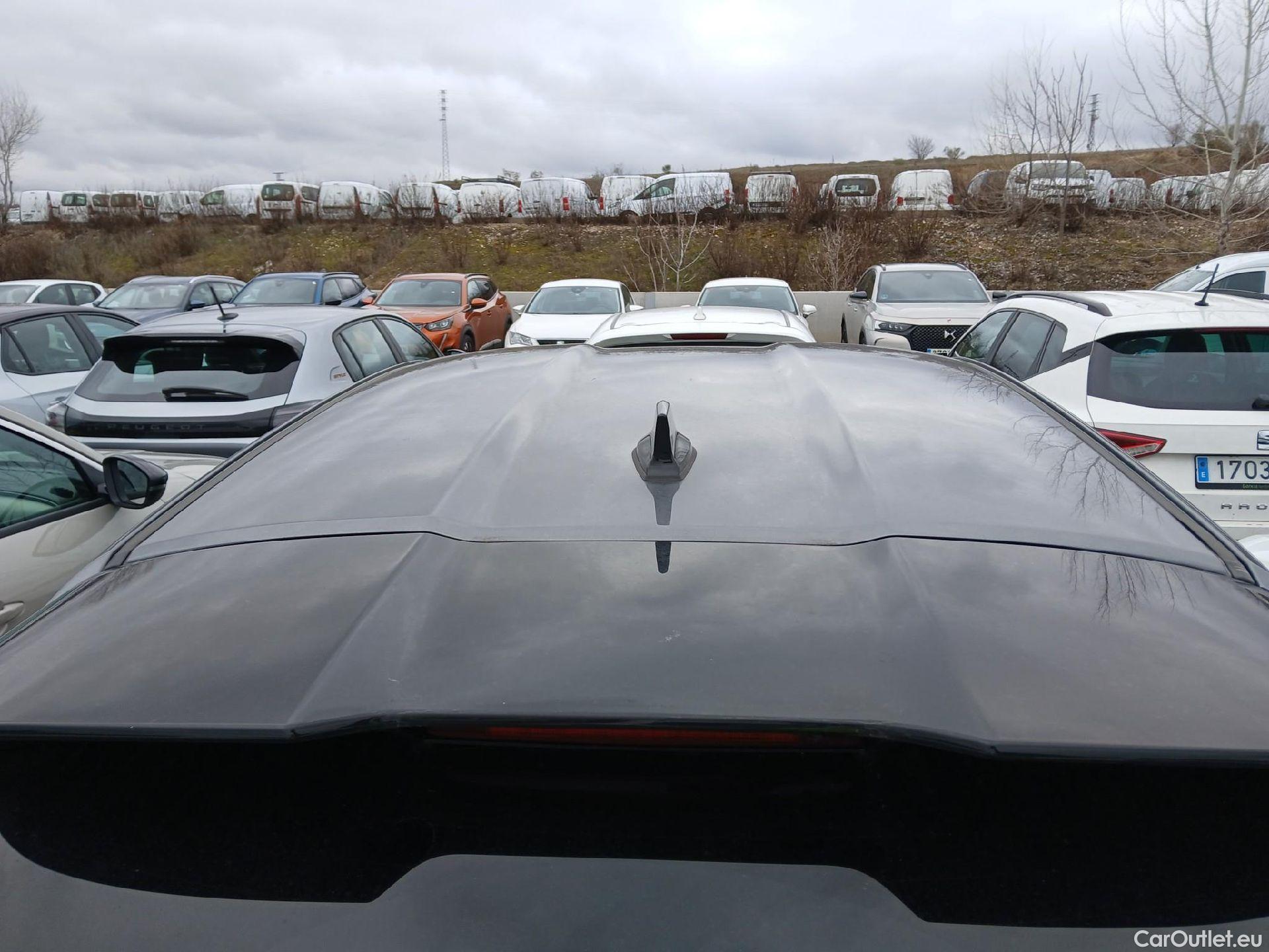  Nissan  Juke NISSAN  / 2019 / 5P / crossover DIG-T 84 kW (114 CV) DCT 7 V N-Connecta (AC2) #34