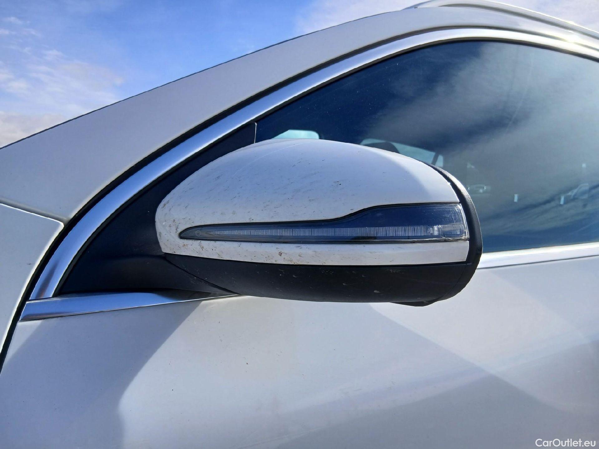  Mercedes  GLA Clase   250 e (247.786)AMG 1.3 AMG Line 220CV AT8 E6d #14