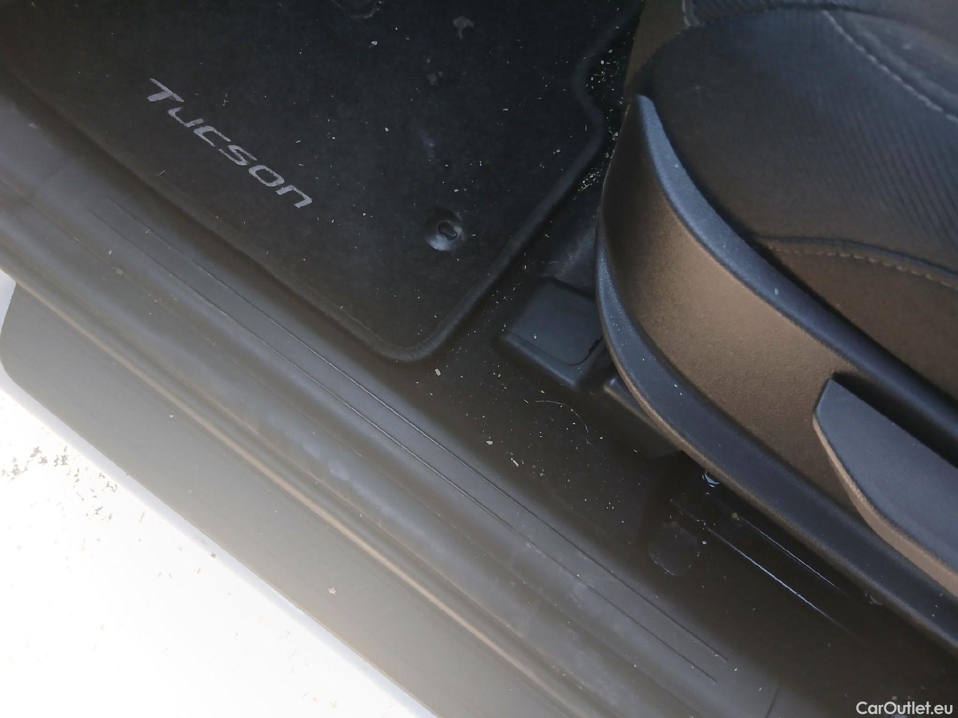  Hyundai  Tucson HYUNDAI  / 2020 / 5P / todoterreno 1.6 TGDI 169kW HEV Tecno Auto 2C #1