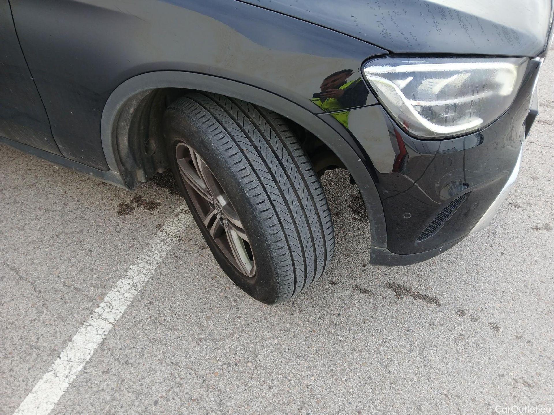  Mercedes  G-Klasee MERCEDES-BENZ Clase GLC / 2019 / 5P / todoterreno GLC 300 de 4MATIC #7