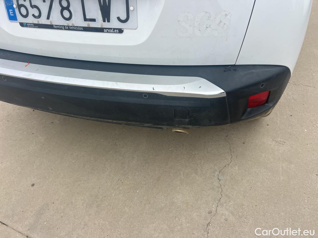  Peugeot  2008 PEUGEOT  / 2019 / 5P / todoterreno Allure BlueHDI 81kW (110CV) #26