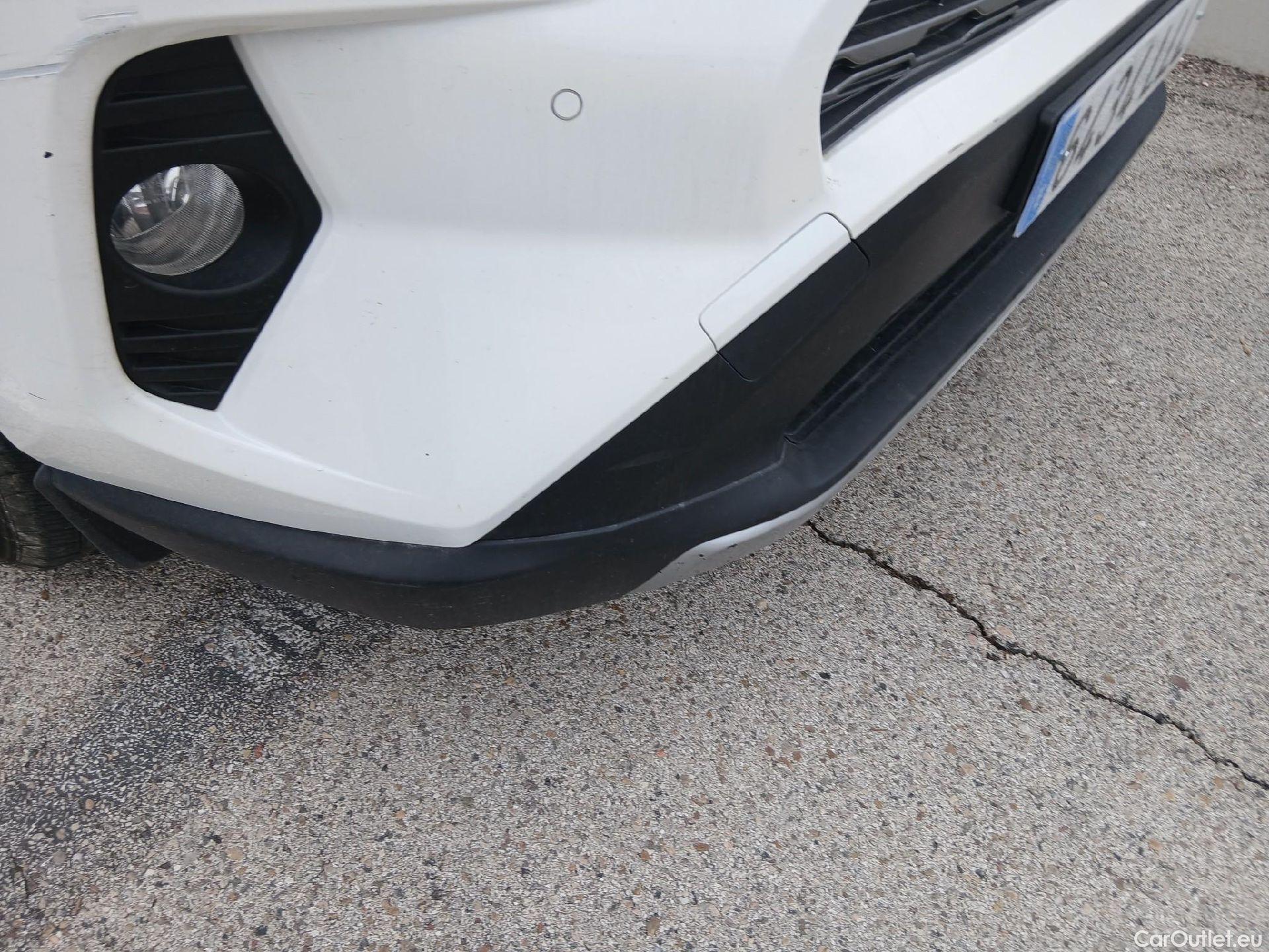  Toyota  RAV4 TOYOTA  / 2018 / 5P / todoterreno 2.5l 220H Advance #9